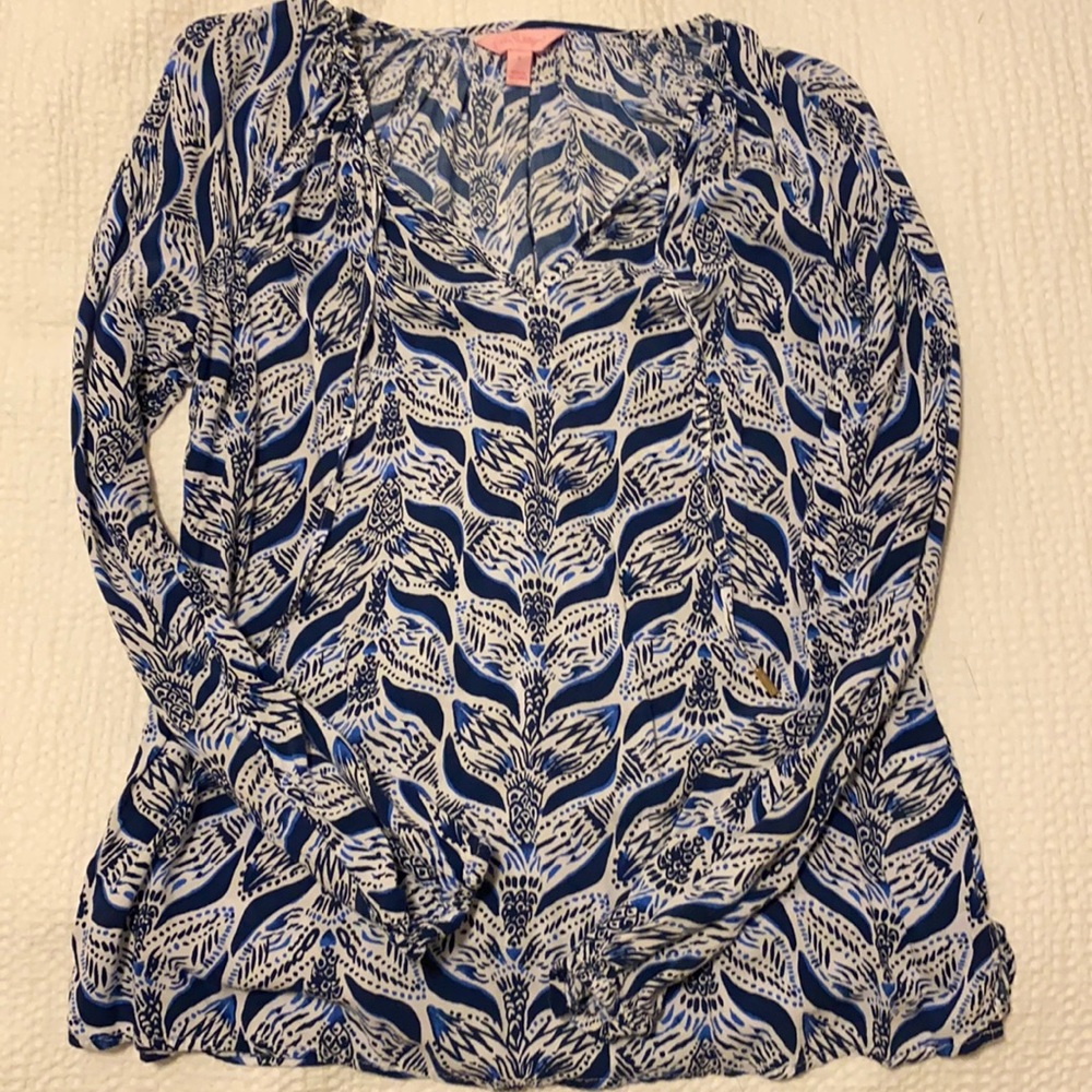 Whale tail print Lilly Pulitzer top